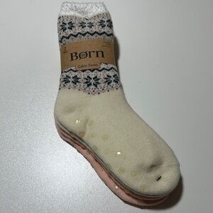 Born Cabin Grip Socks – 2 Pair Set (Cream & Pink) – NWT